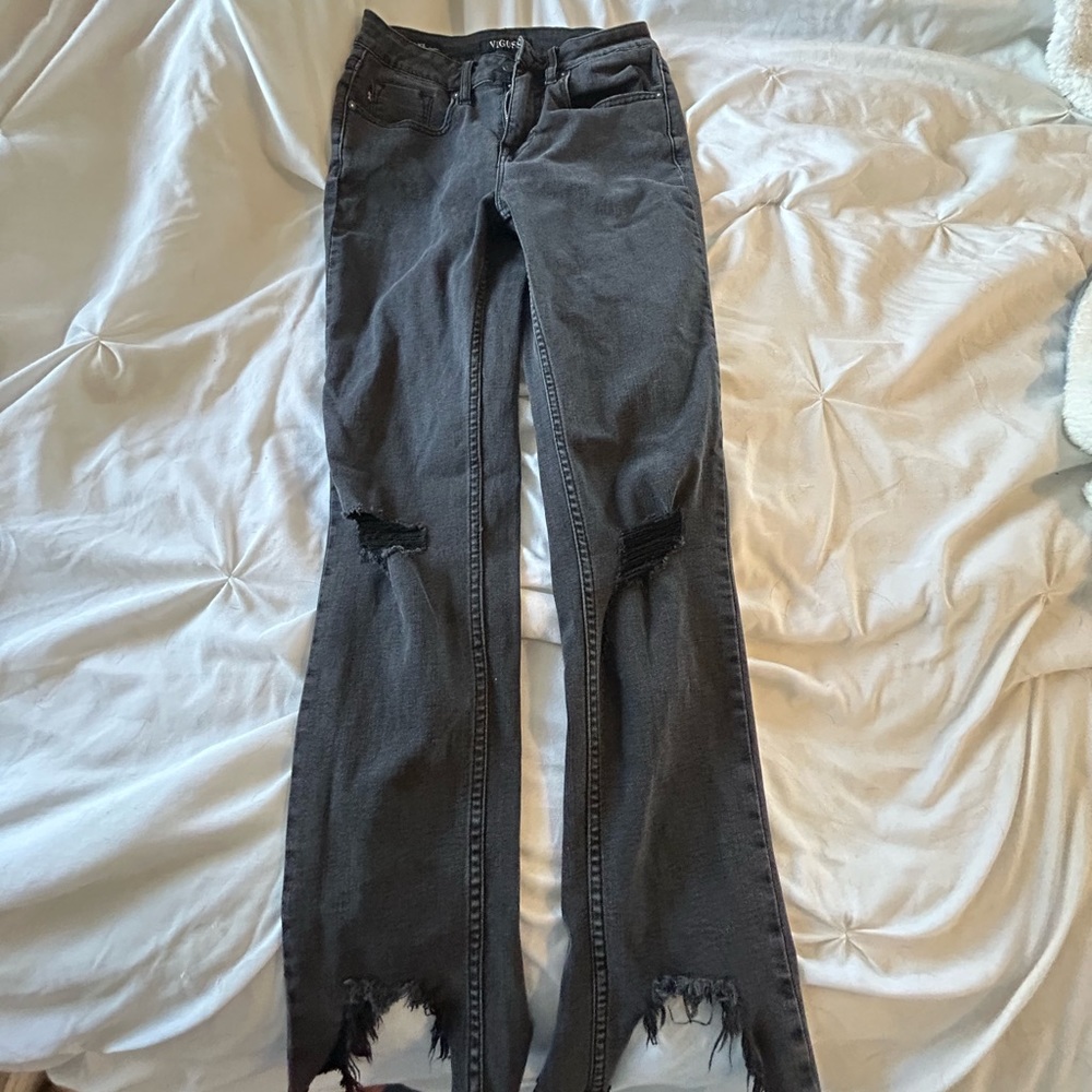Black Vigoss Frayed jeans